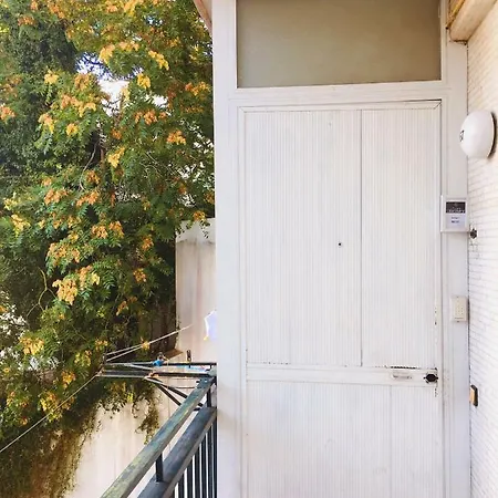 Charm Discovery Principe 7 ליסבון